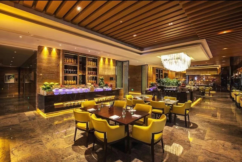 瀚森大厦 地铁1号线【罗宝线】与地铁10号线【坂田线】岗厦地铁站 D出口 三楼自助餐厅